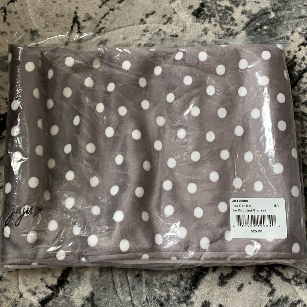 JuJuBe Blanket - Picture 5 of 6